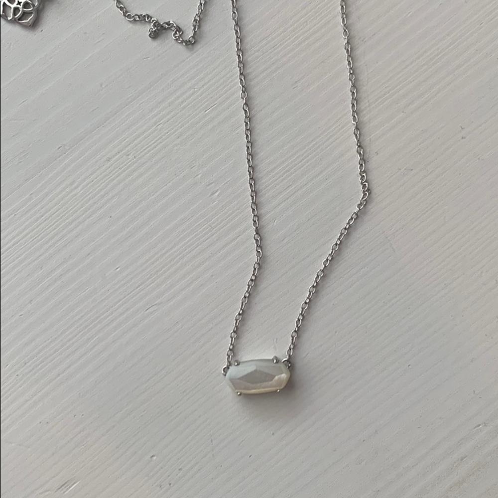 Kendra Scott Pendant Necklace
